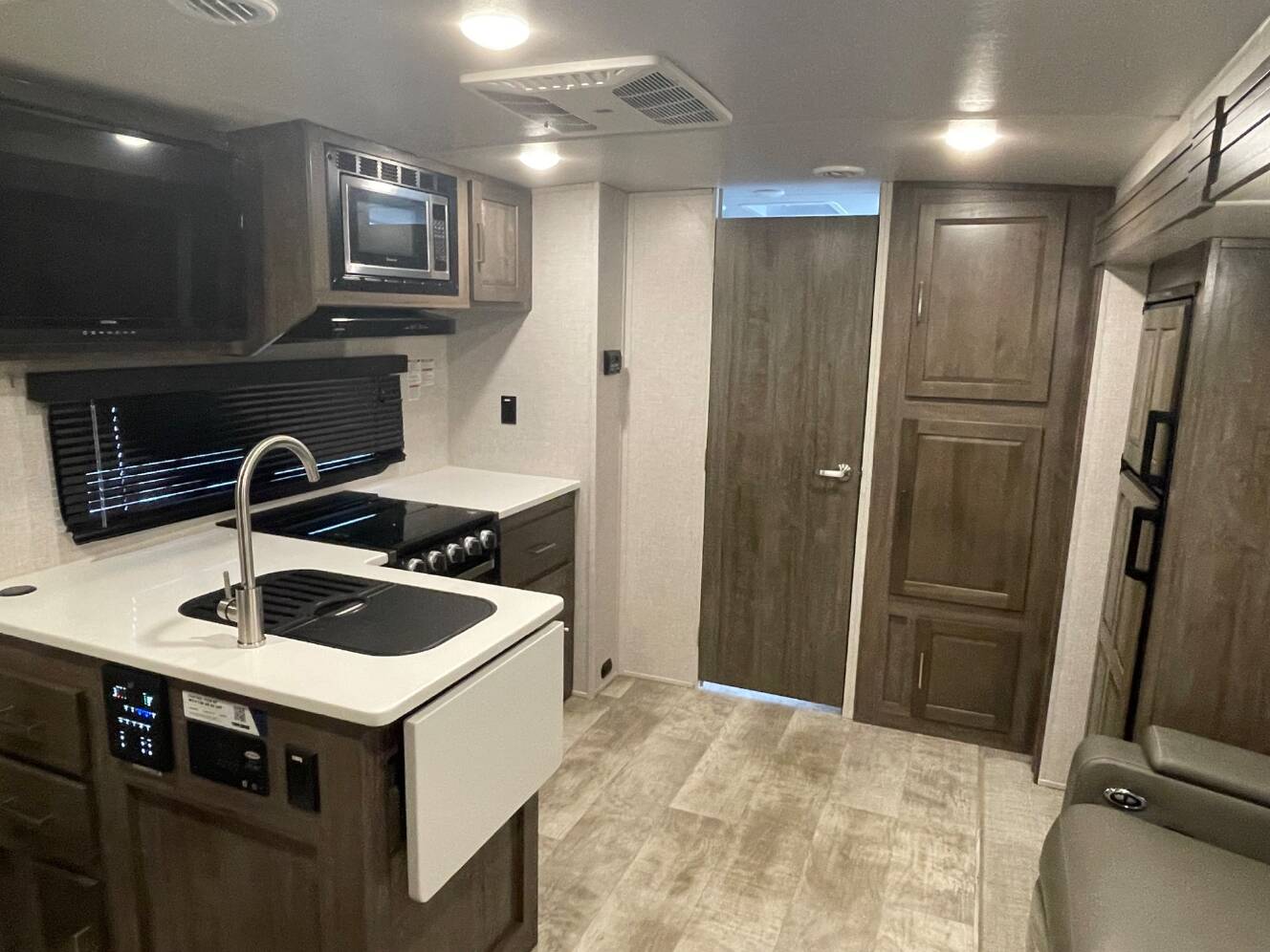 A photo of this 2023 Forest River FLAGSTAFF MICRO LITE 25BSDS