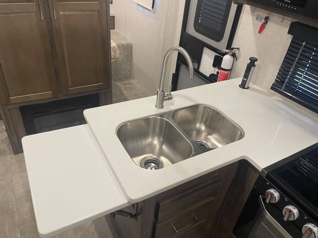A photo of this 2023 Forest River FLAGSTAFF MICRO LITE 25BSDS