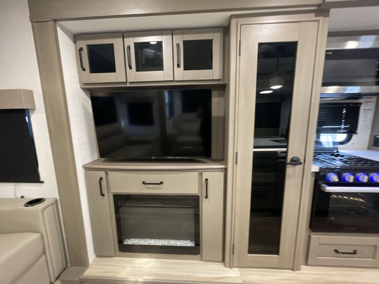 A photo of this 2025 Grand Design REFLECTION 315RLTS