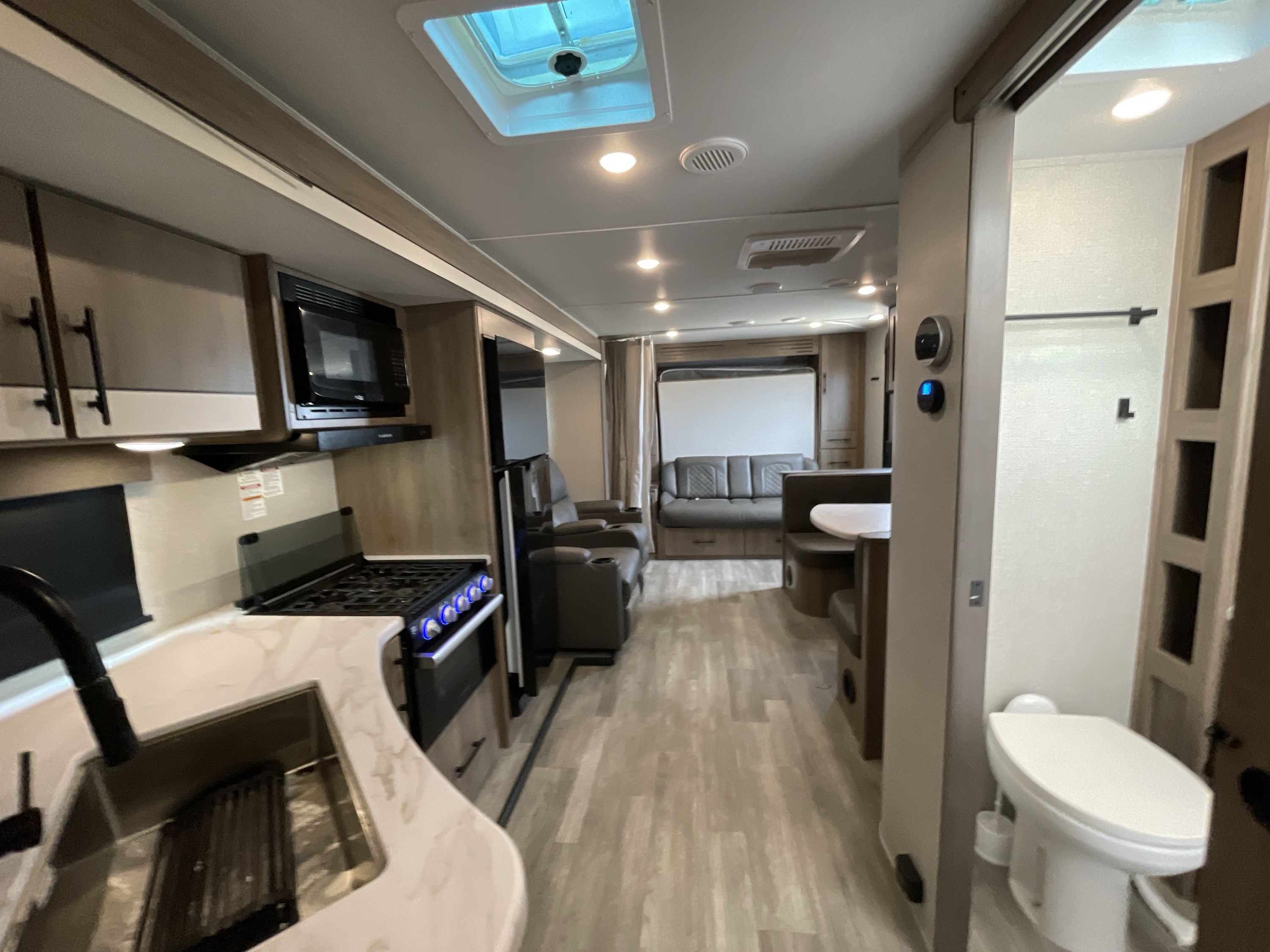 2023 Grand Design IMAGINE XLS 25BHE in alvarado TX