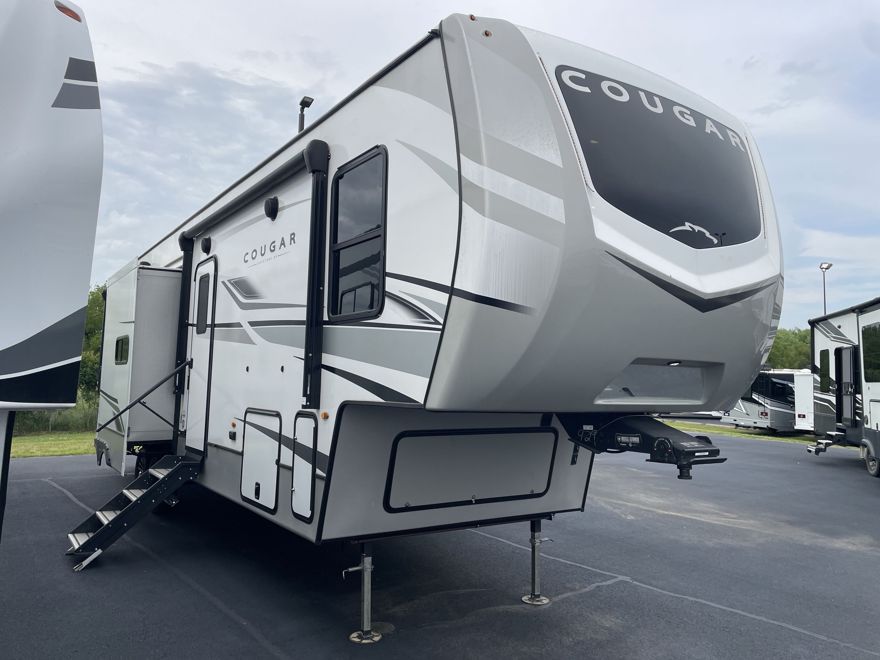 2023 Keystone COUGAR 364BHL in north little rock AR