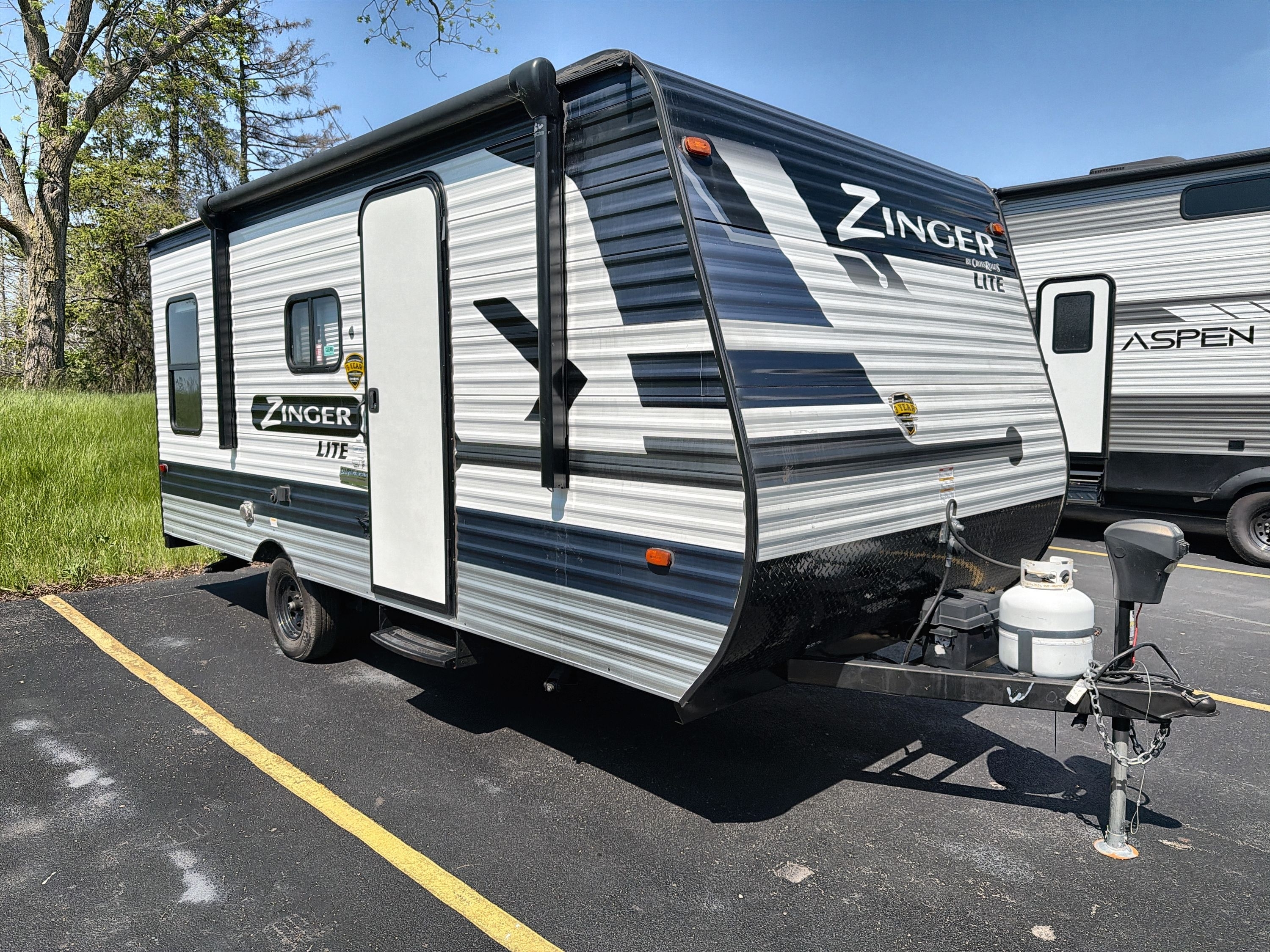 2021 Crossroads ZINGER 18RD RV