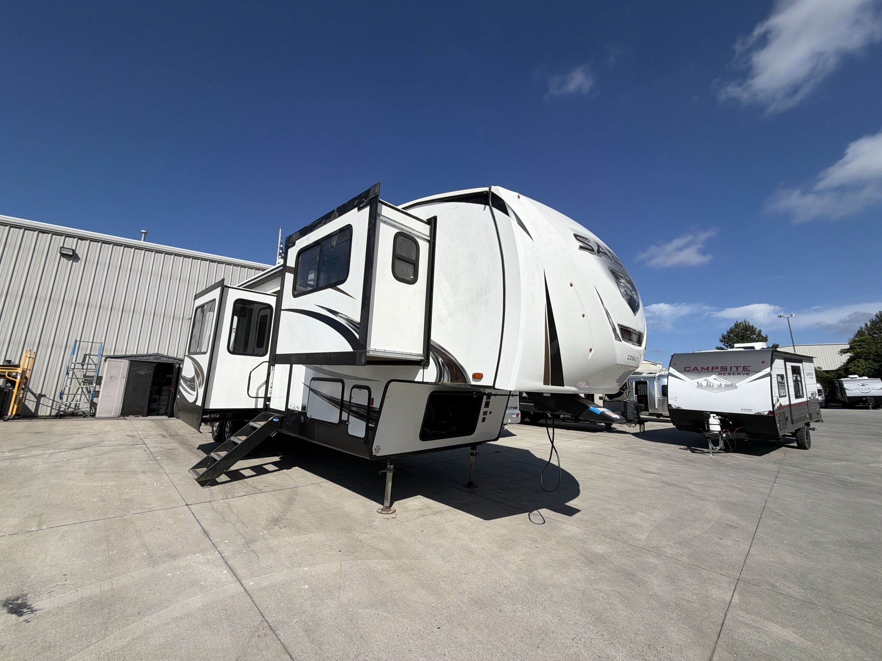 2022 Forest River SABRE 37FLH RV