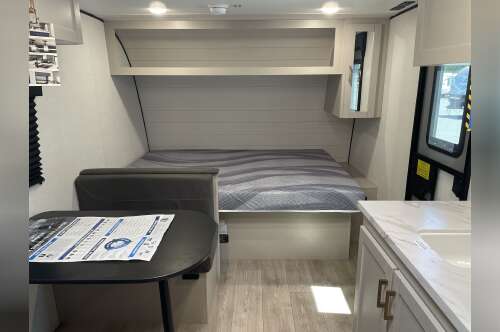 2027 Jayco JAY FEATHER AIR SL 17BHSL in anderson CA