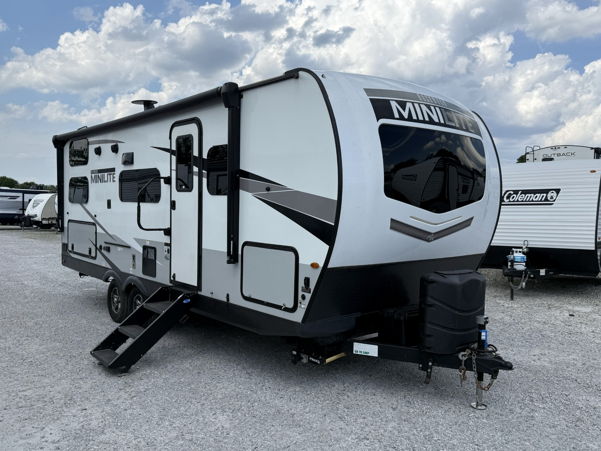 2023 Forest River ROCKWOOD MINI LITE 2509S in hanover PA