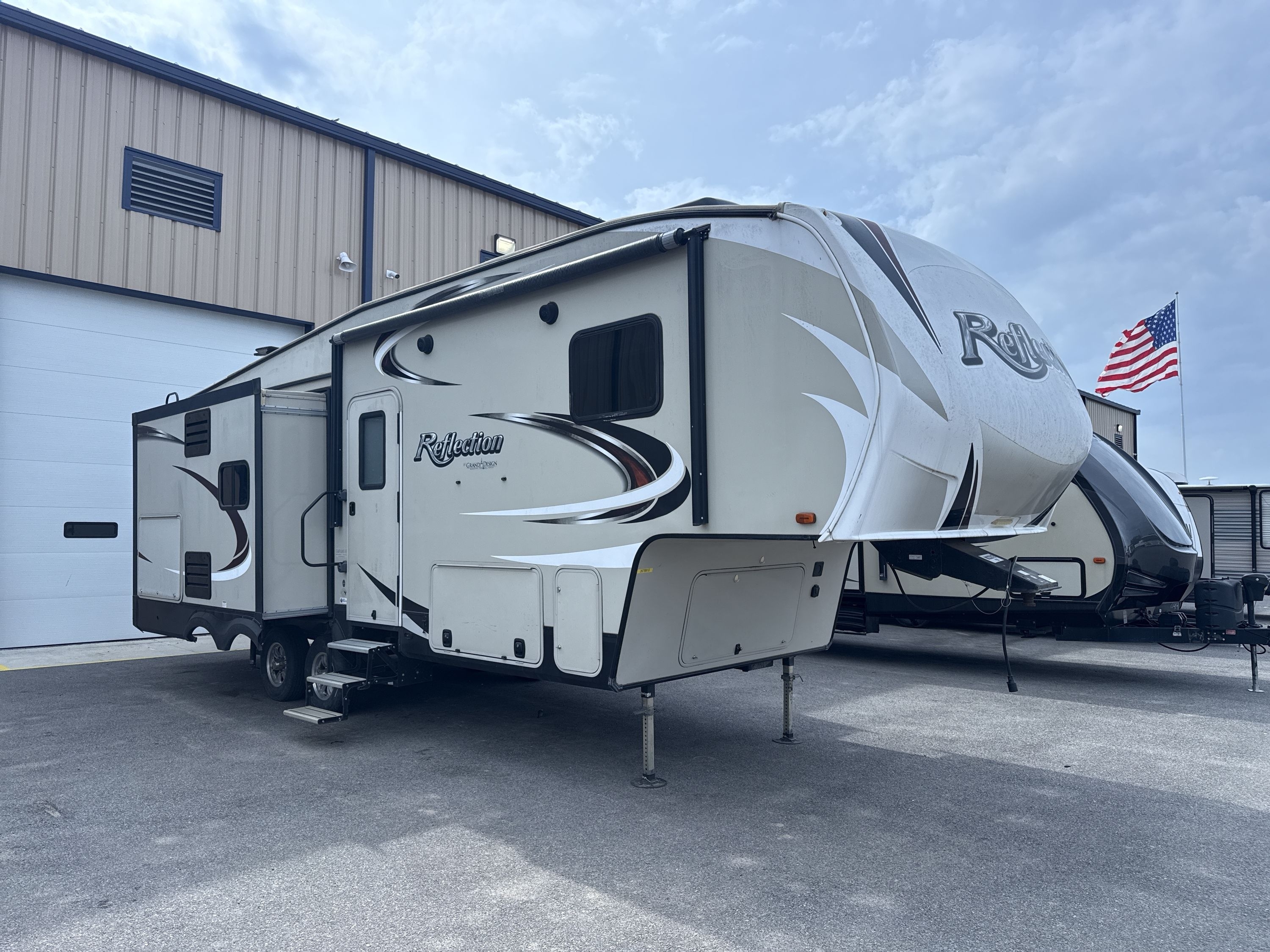 2017 Grand Design REFLECTION 29RS in elkhart IN