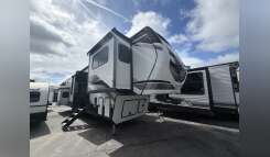 2024 Keystone MONTANA HIGH COUNTRY 377FL RV