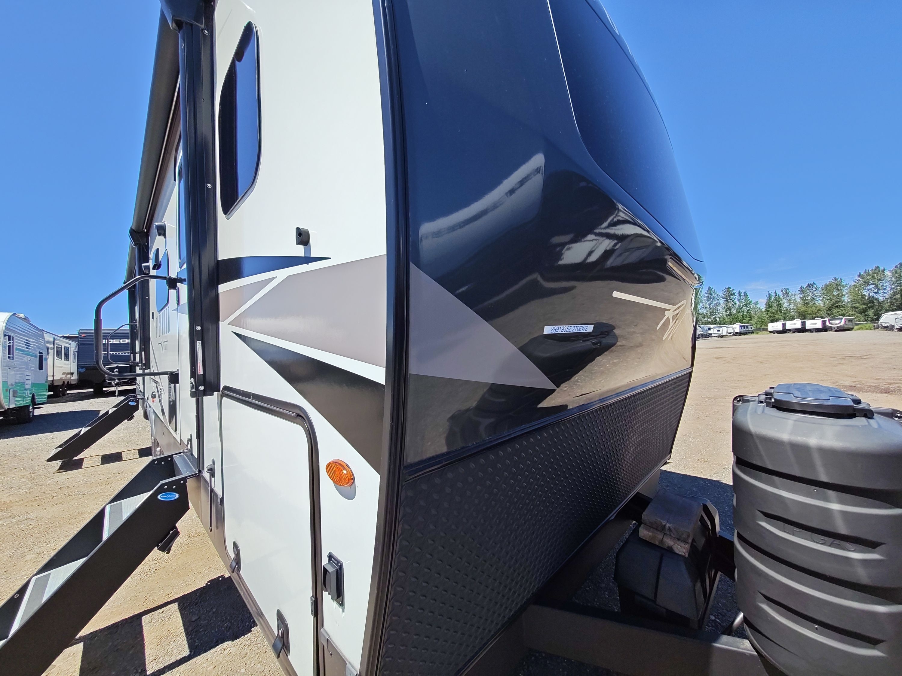 2024 Forest River ROCKWOOD ULTRA LITE 2706WS RV