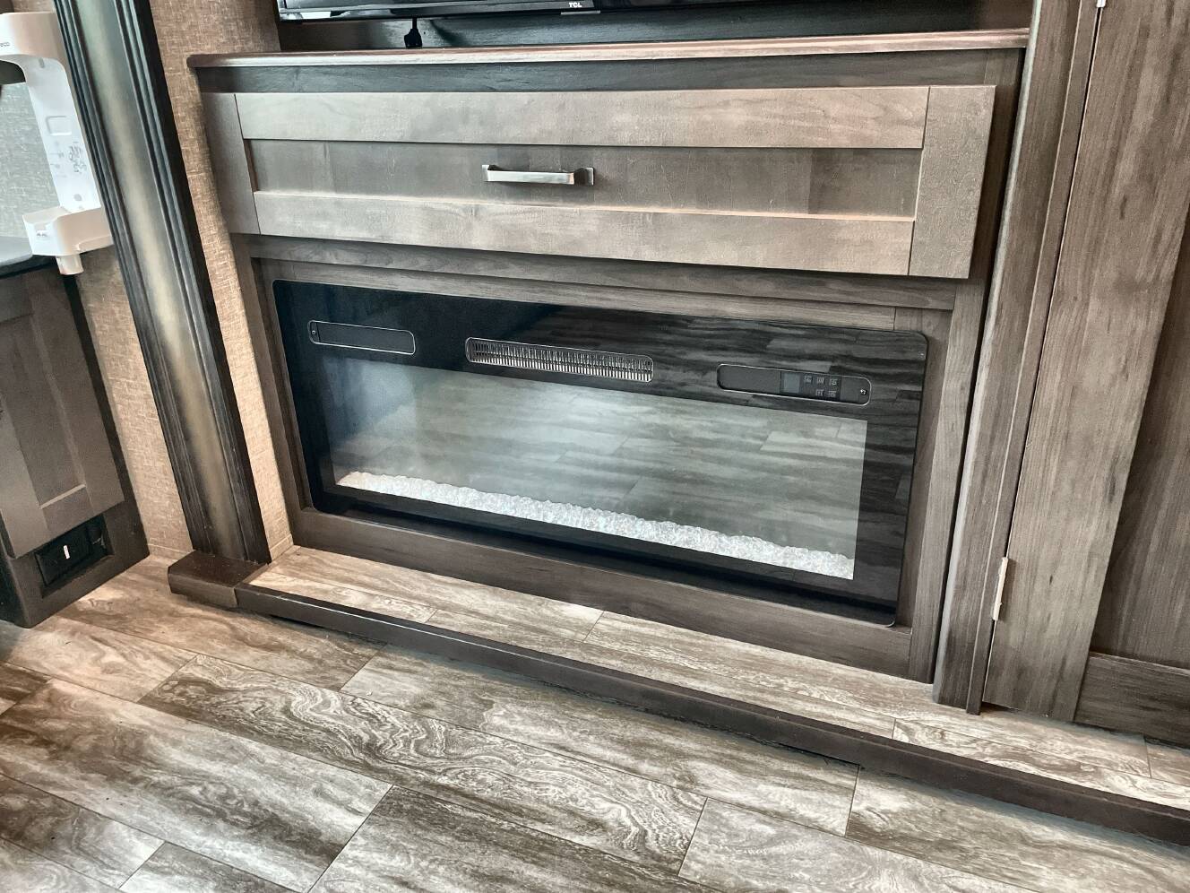 A photo of this 2024 Grand Design REFLECTION 303RLS