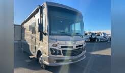 2015 Fleetwood BOUNDER 35K RV