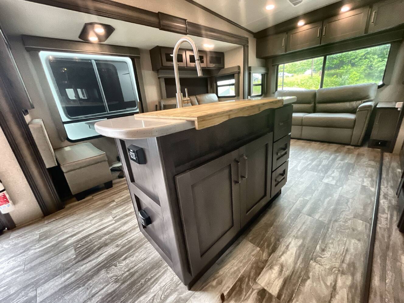 A photo of this 2024 Grand Design REFLECTION 303RLS