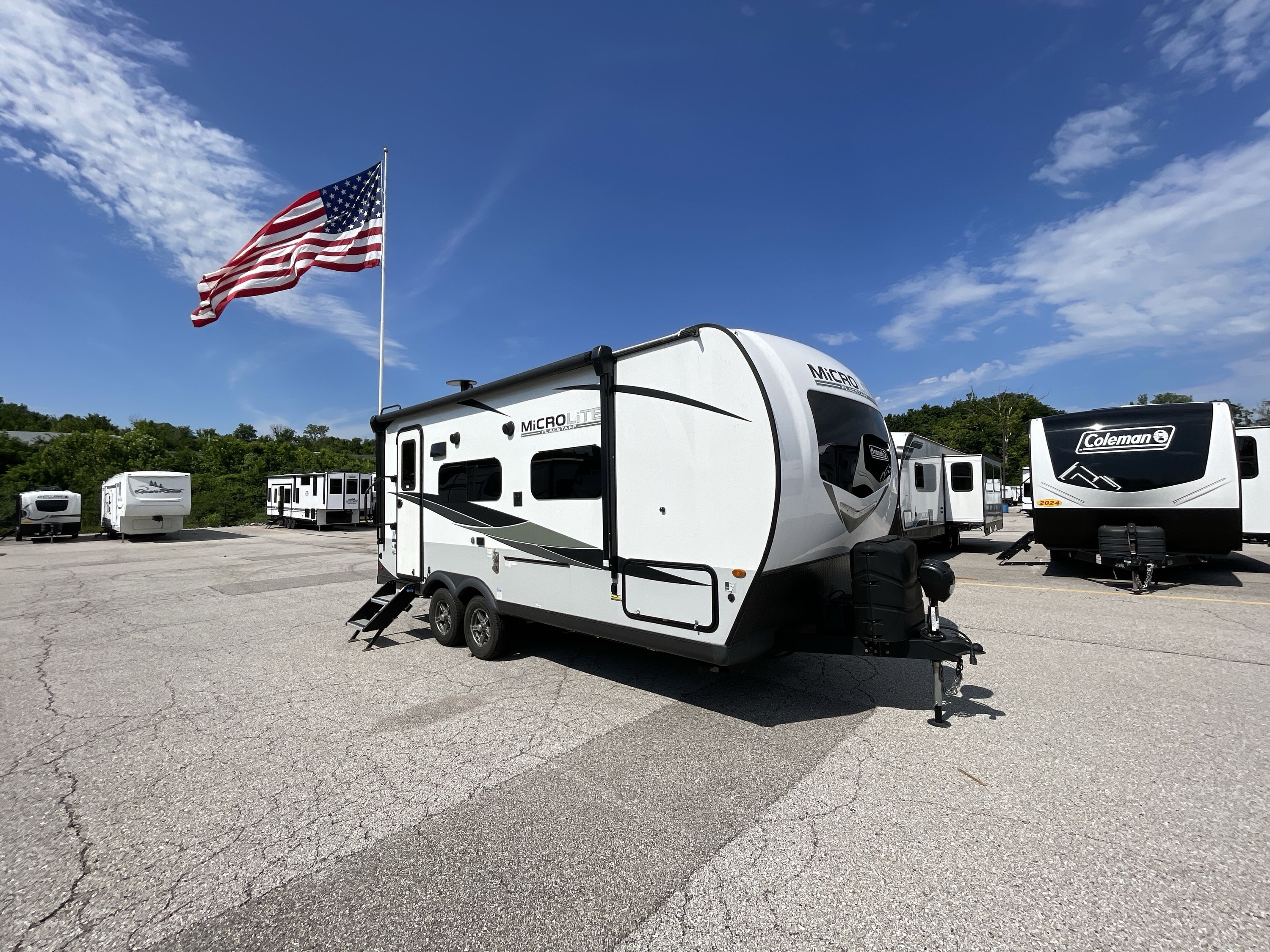 2023 Forest River FLAGSTAFF MICRO LITE 21FBRS RV