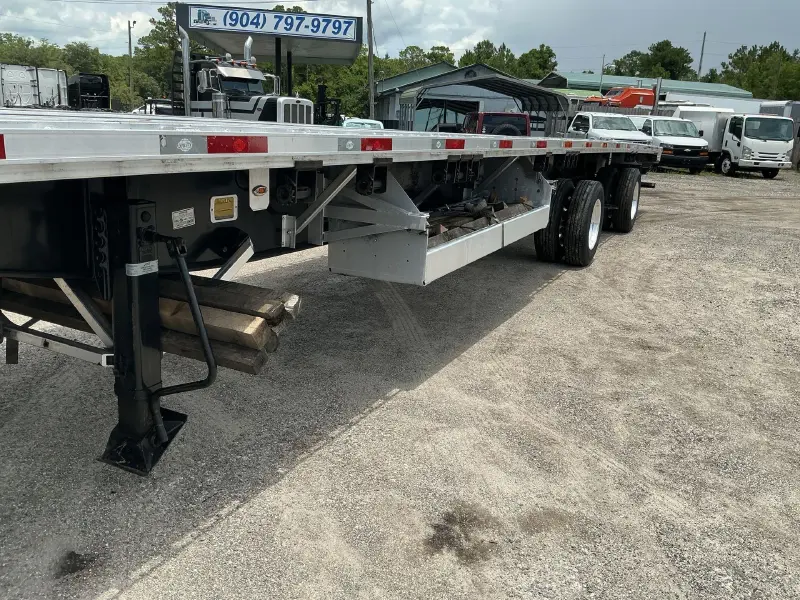 2024 Utility Flat bed