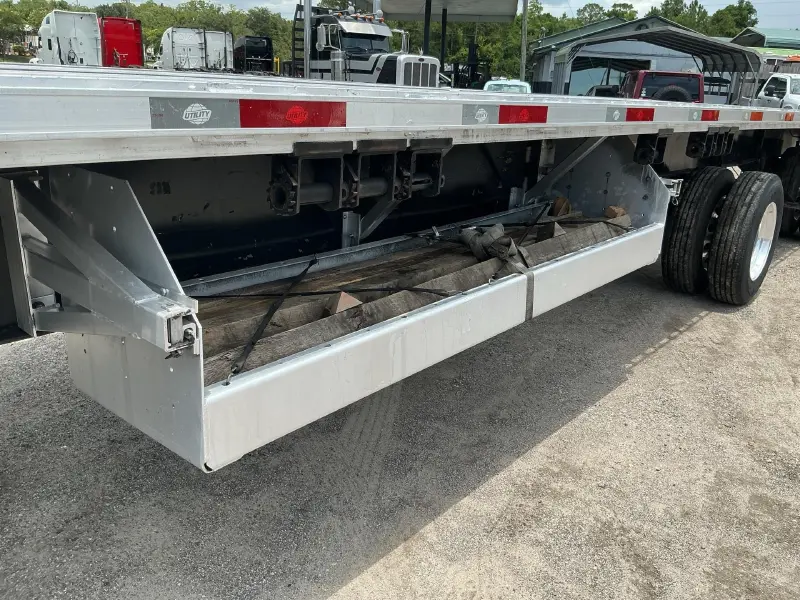 2024 Utility Flat bed