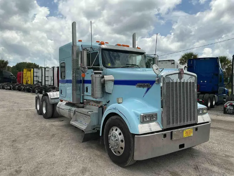 2021 KENWORTH W900