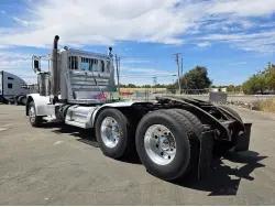 2013 PETERBILT 388
