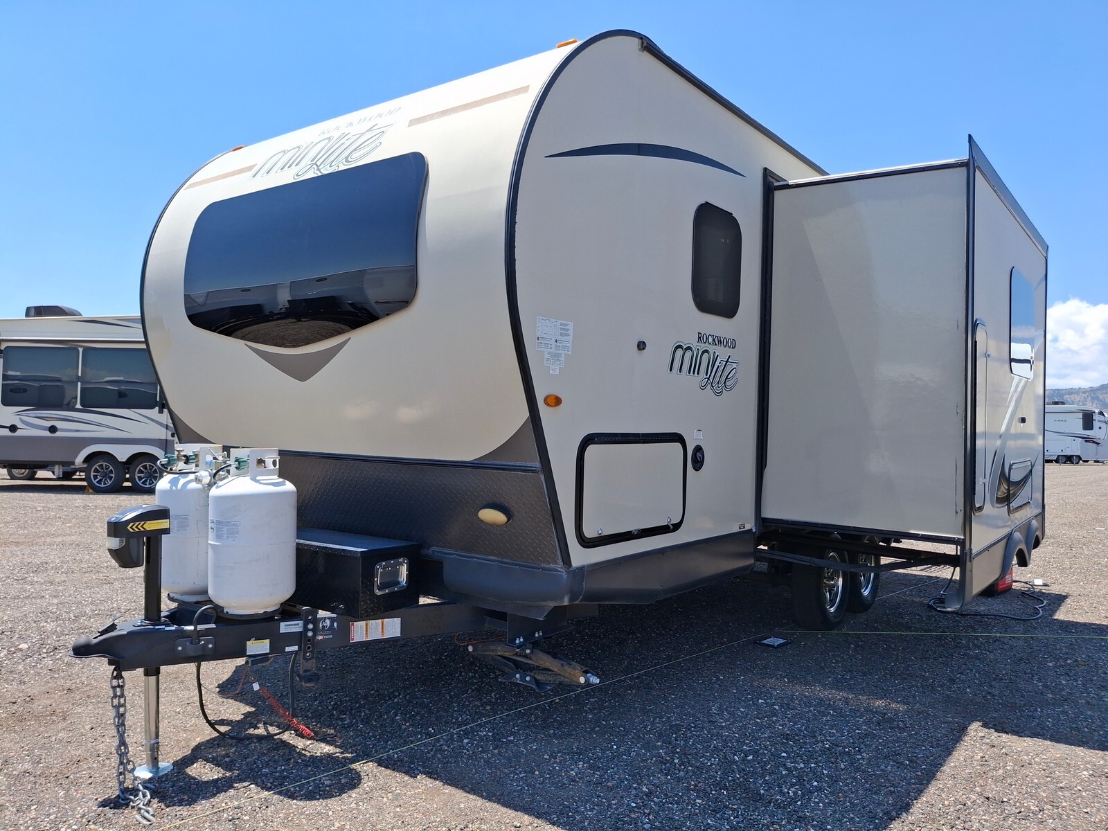 2020 Forest River ROCKWOOD MINI LITE 2104S in golden CO
