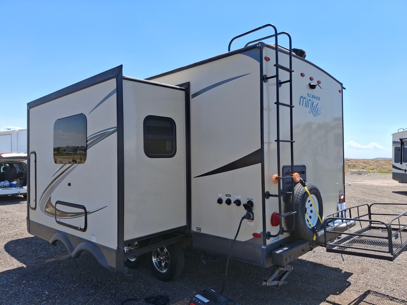 2020 Forest River ROCKWOOD MINI LITE 2104S in golden CO