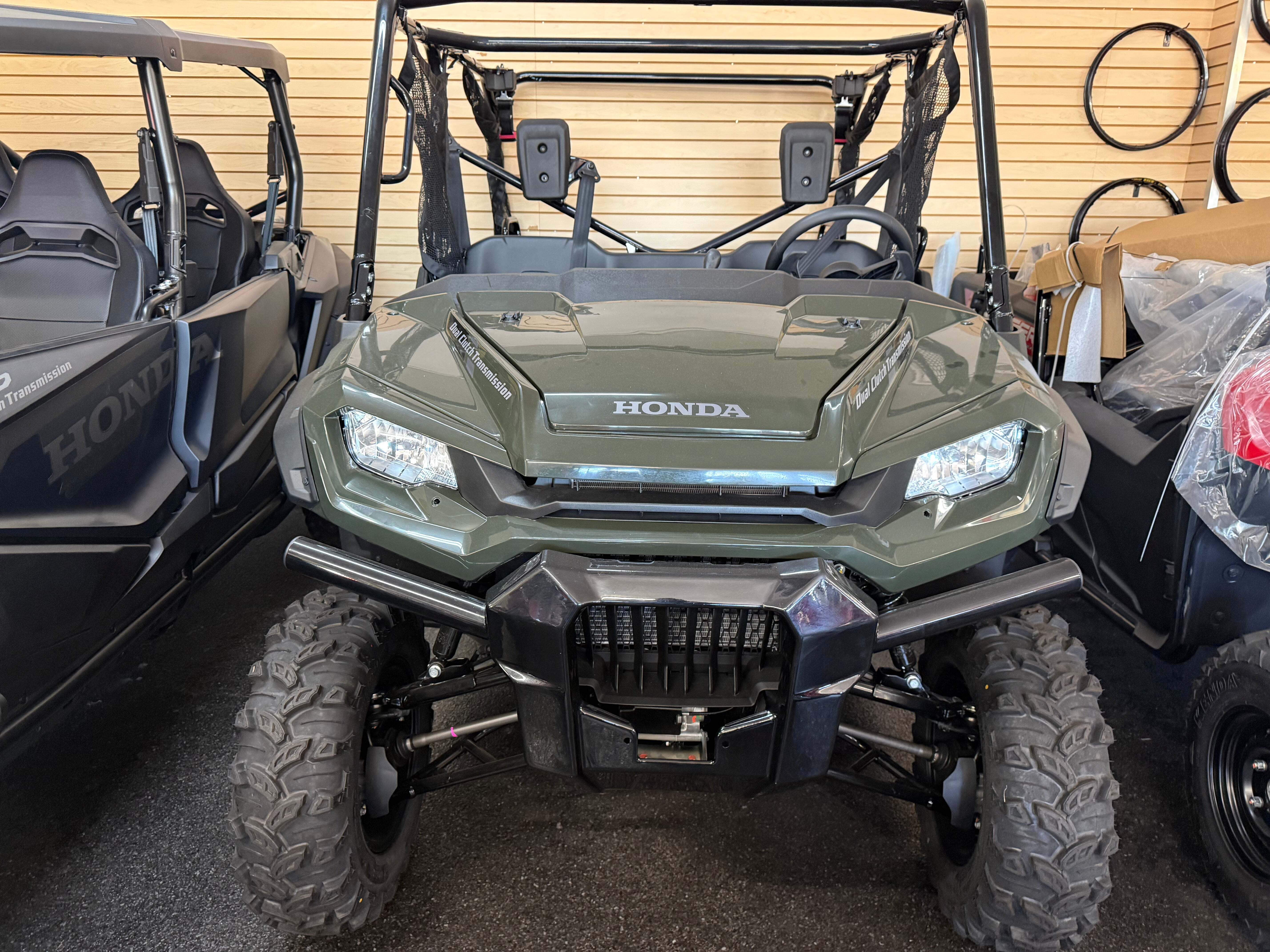 2025 Honda PIONEER 1000-5 DLX QUICK FLIP BASE in poway CA