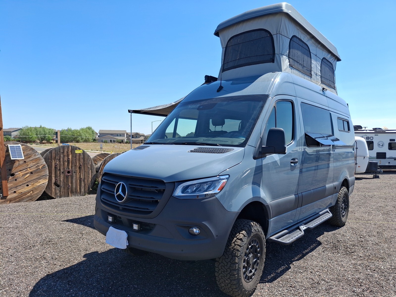 2023 Mercedes-Benz SPRINTER 144 AWD HIGH-ROOF in golden CO