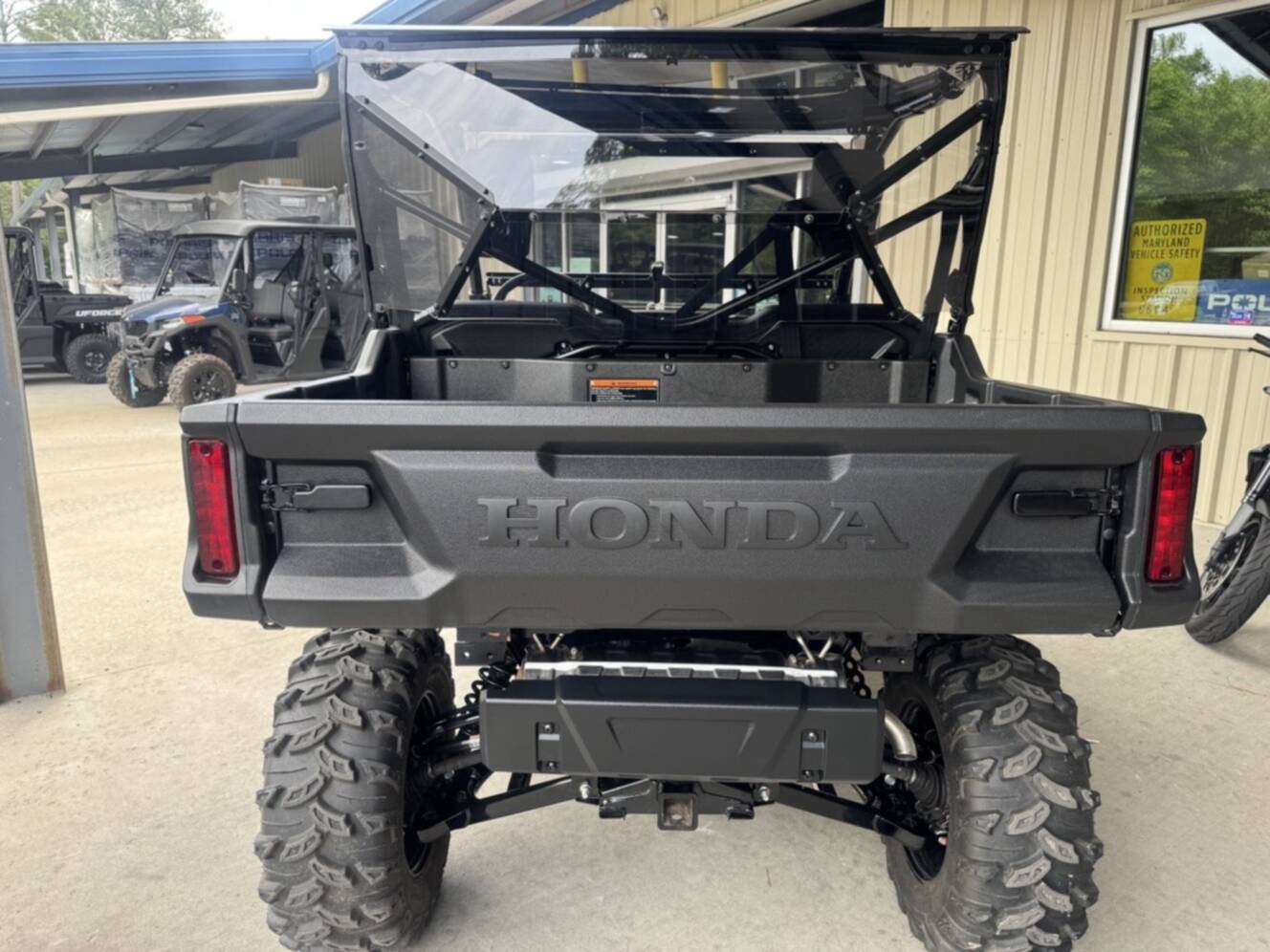 A photo of this 2025 Honda PIONEER 1000