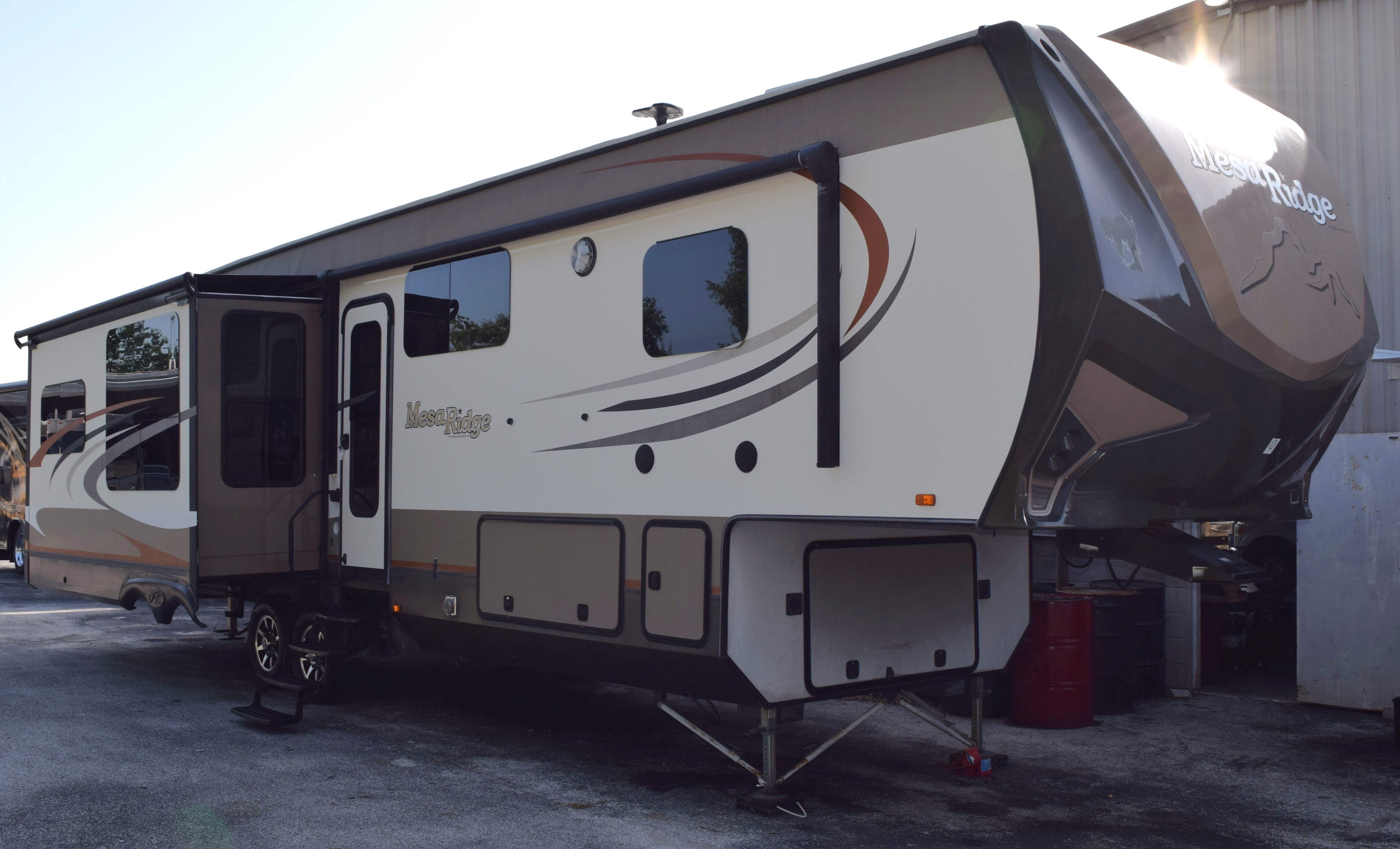 2016 Highland Ridge MESA RIDGE MF347RES in eustis FL