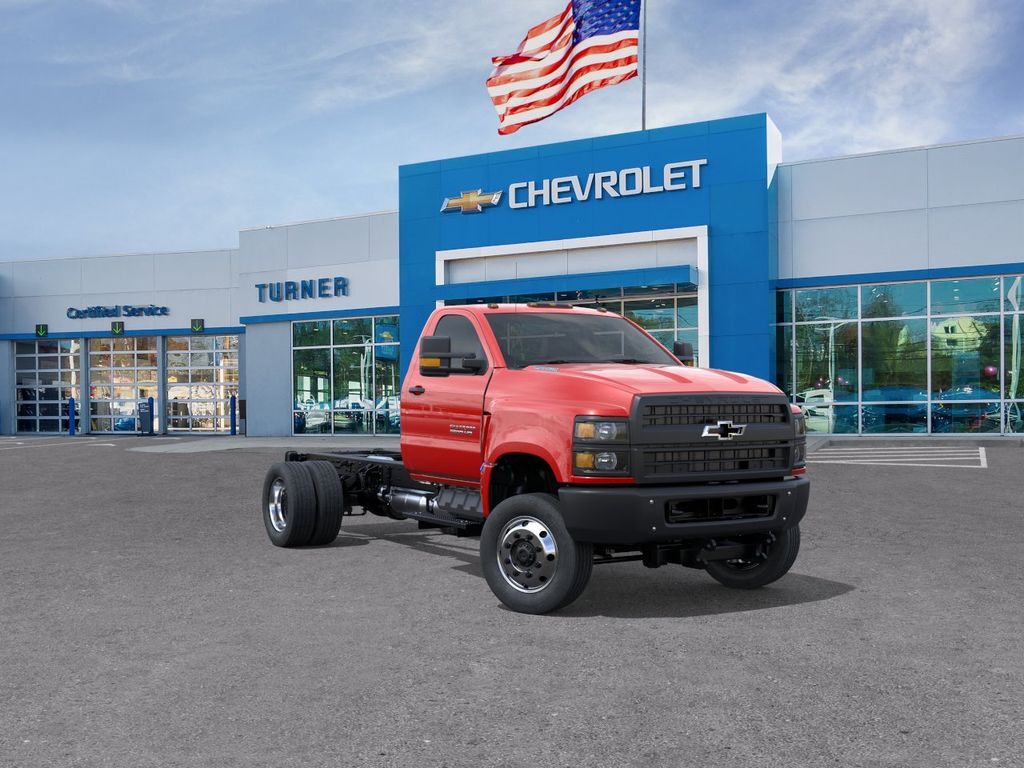 2026 CHEVROLET Silverado 6500HD in Harrisburg, PA