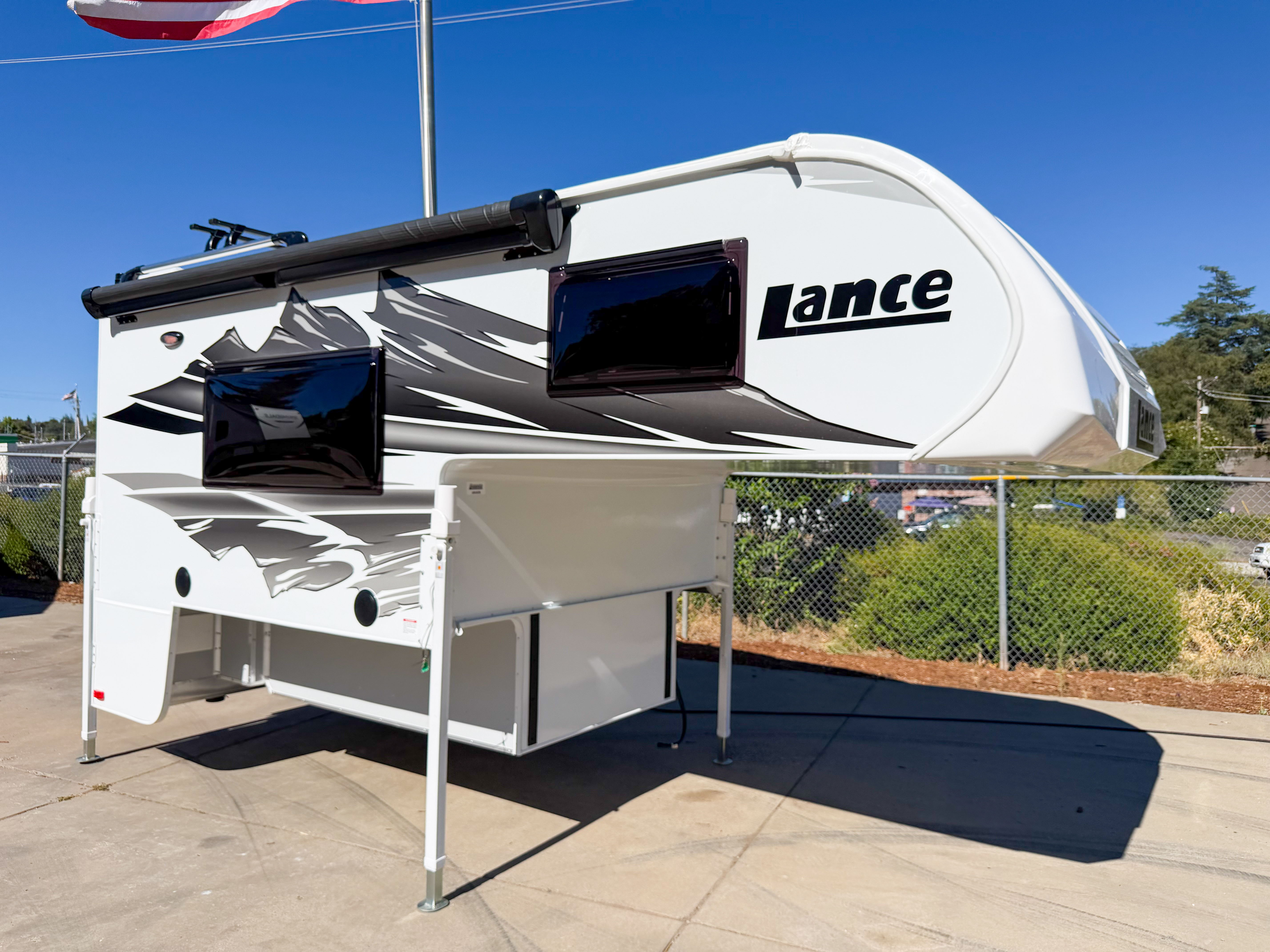 2027 Lance 825 TRUCK CAMPER in auburn CA