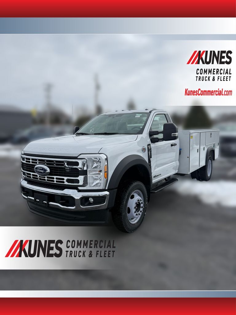 2025 FORD F450 in Delavan, WI