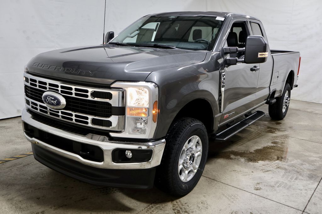 2026 FORD F350 in Groveport, OH