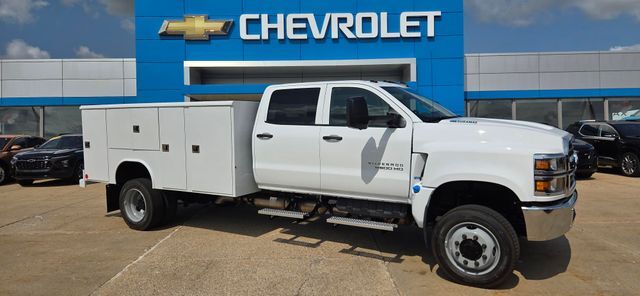 2026 CHEVROLET SILVERADO 5500HD in Saint Johns, MI