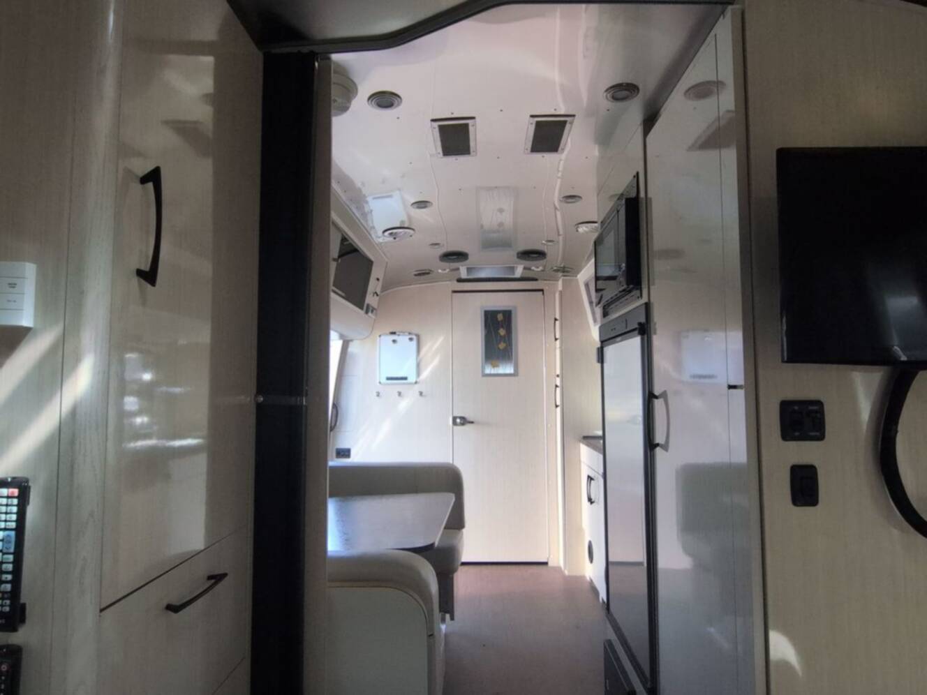 A photo of this 2018 Airstream International Serenity 23FB