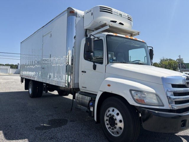 2014 HINO HINO 338 in Pilesgrove, NJ