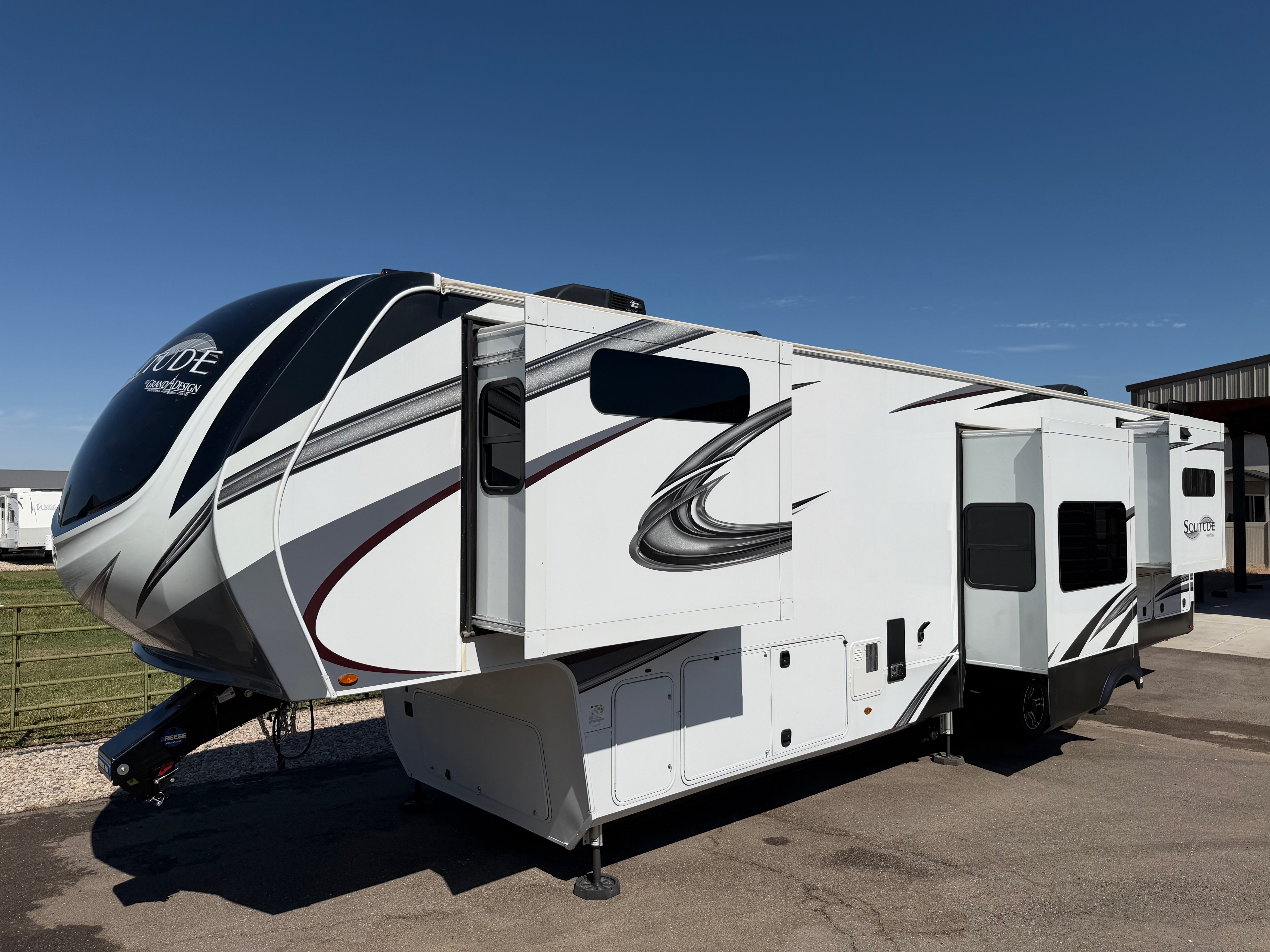 2021 Grand Design SOLITUDE 390RK RV