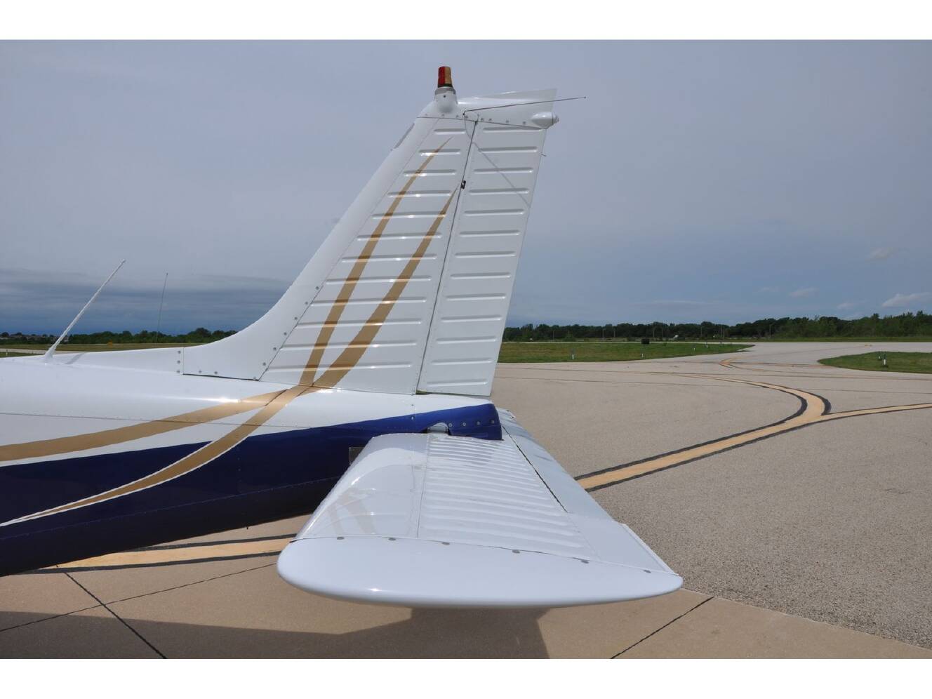 A photo of this 1977 Piper LANCE