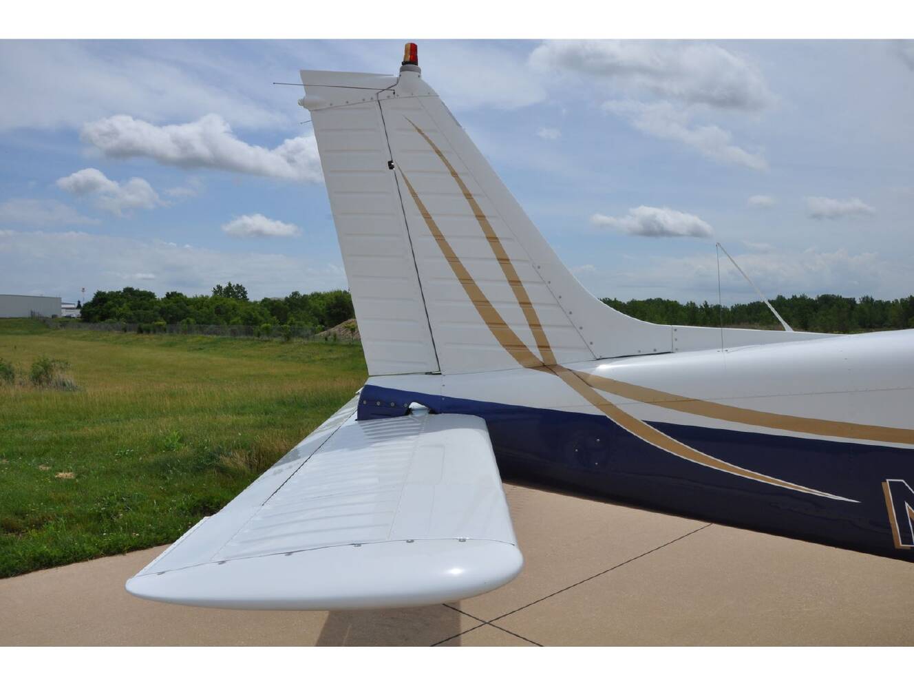 A photo of this 1977 Piper LANCE