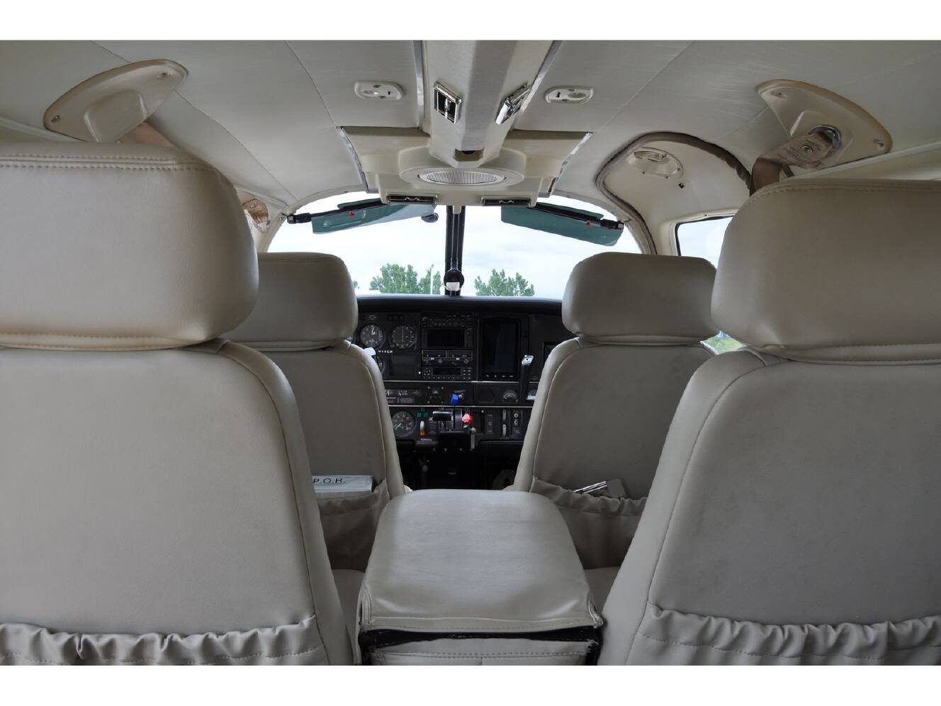 A photo of this 1977 Piper LANCE