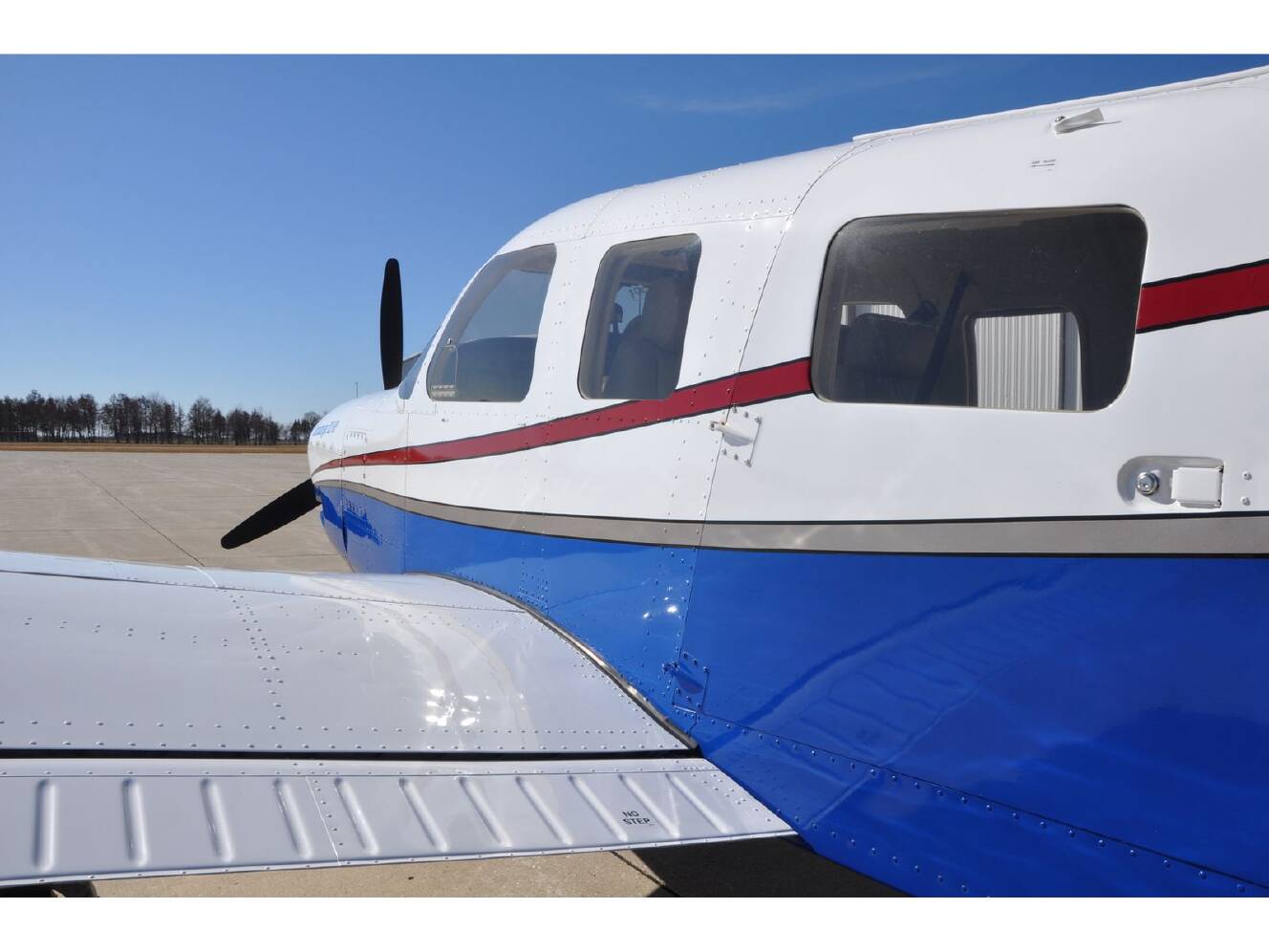 A photo of this 2001 Piper SARATOGA II HP