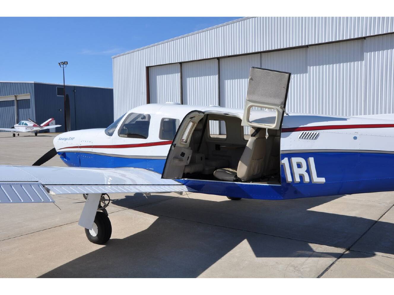 A photo of this 2001 Piper SARATOGA II HP