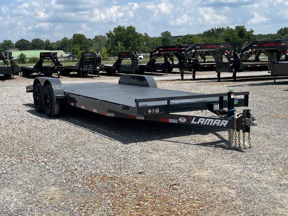 2027 Lamar Trailers CC832225 in Dexter, KY