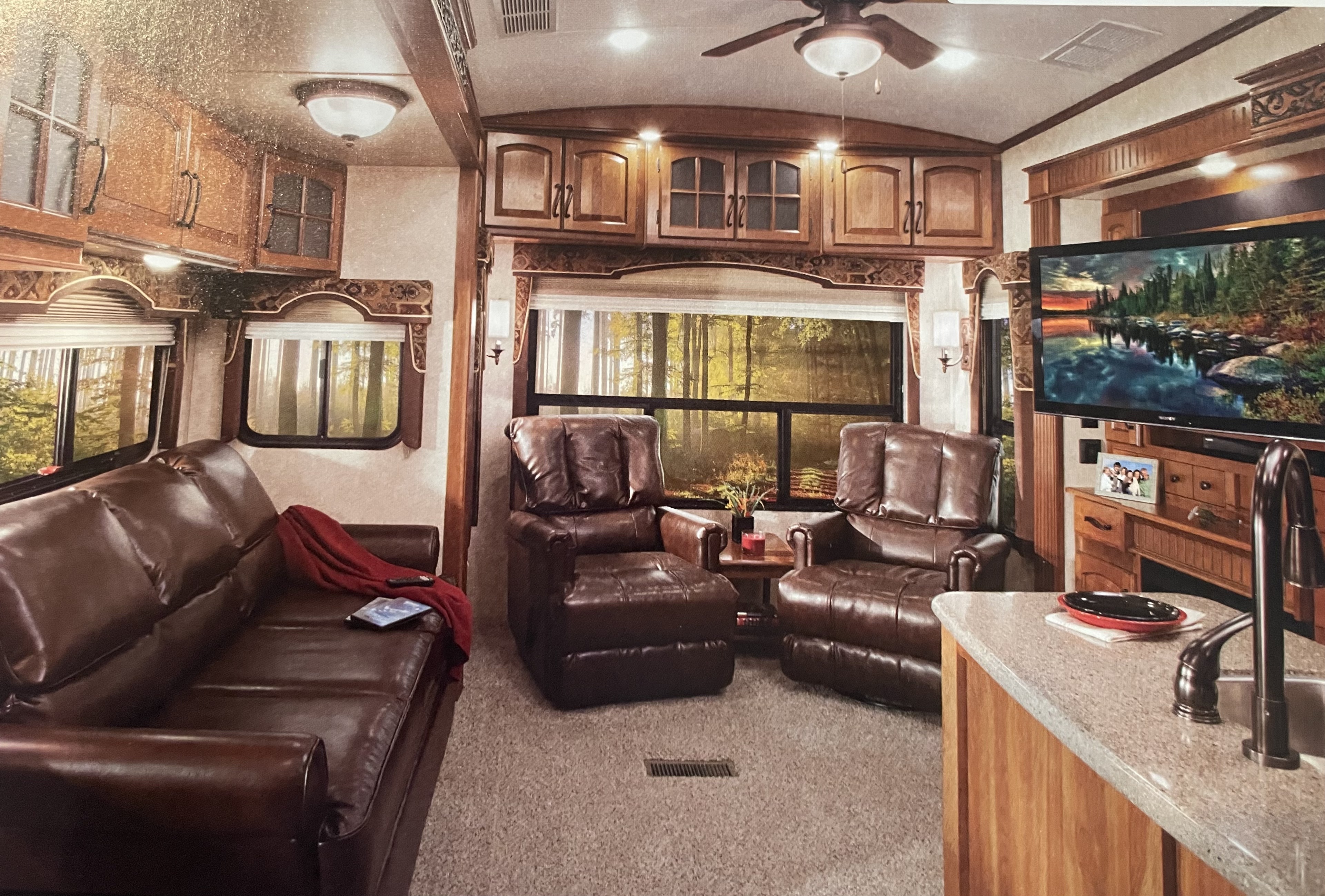 2014 Keystone MONTANA 3582RL in brighton TN