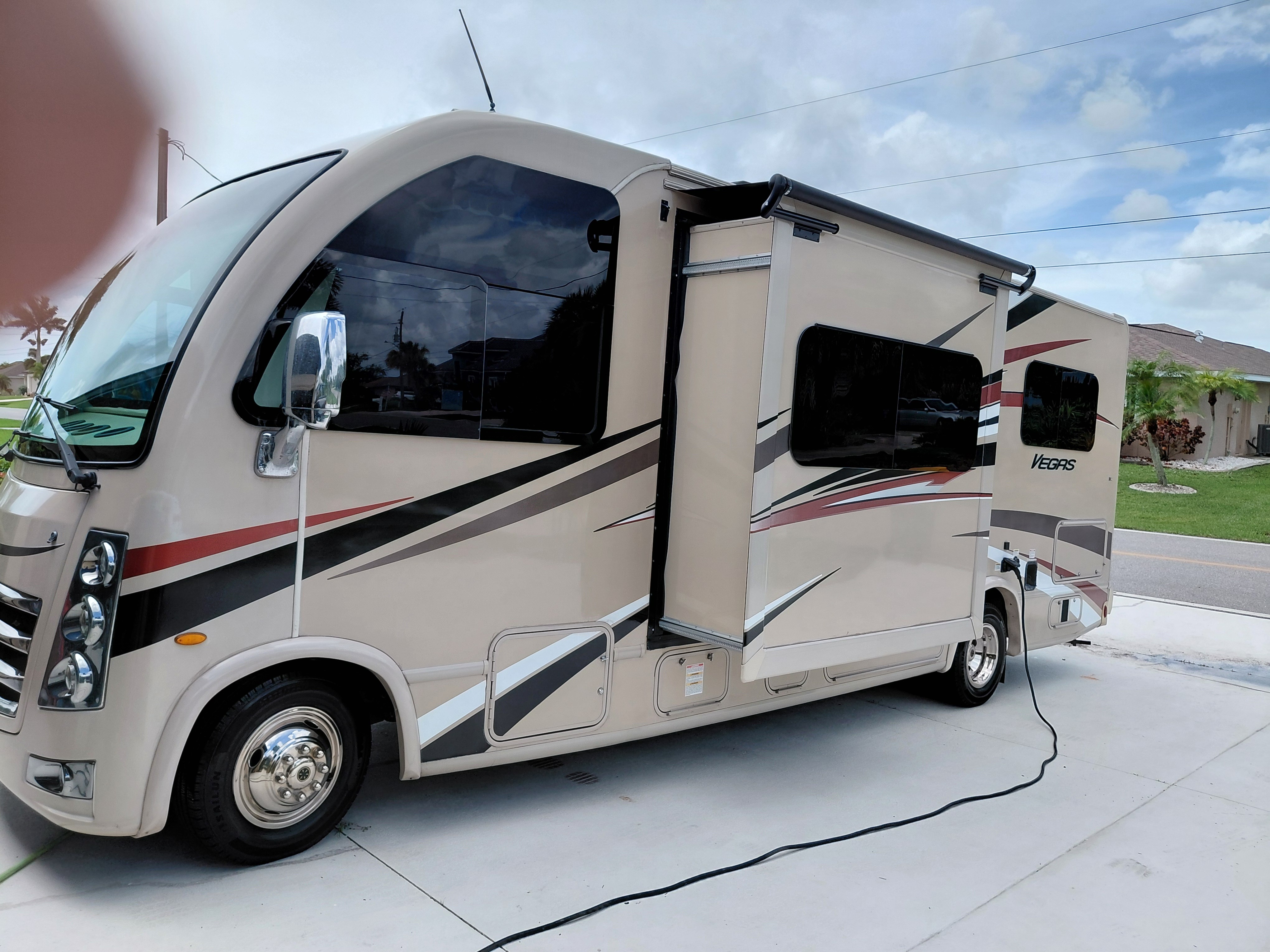 2020 Thor Motor Coach VEGAS RUV 24 1 RV