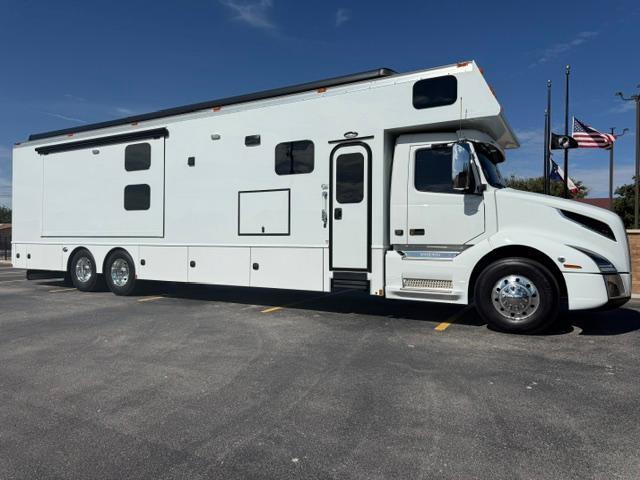 2022 Renegade 45CBF Super C RV