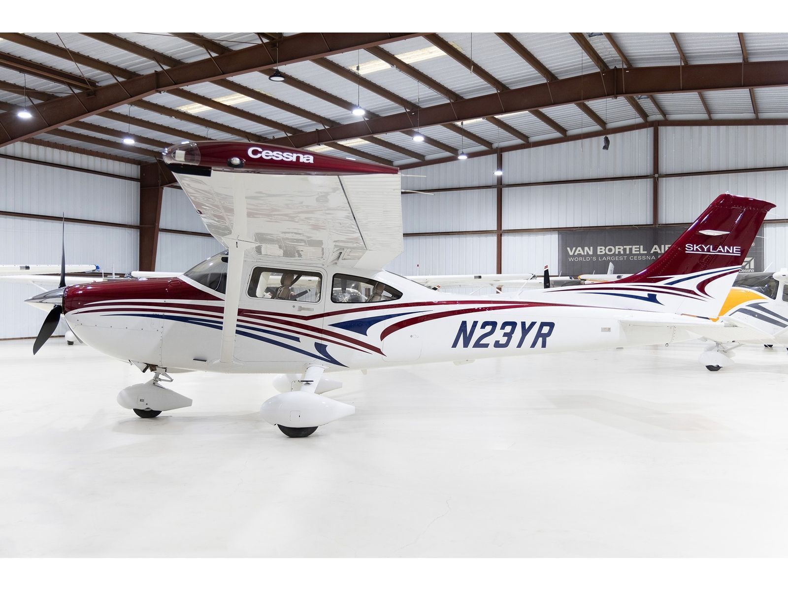 2015 Cessna 182T SKYLANE in arlington TX