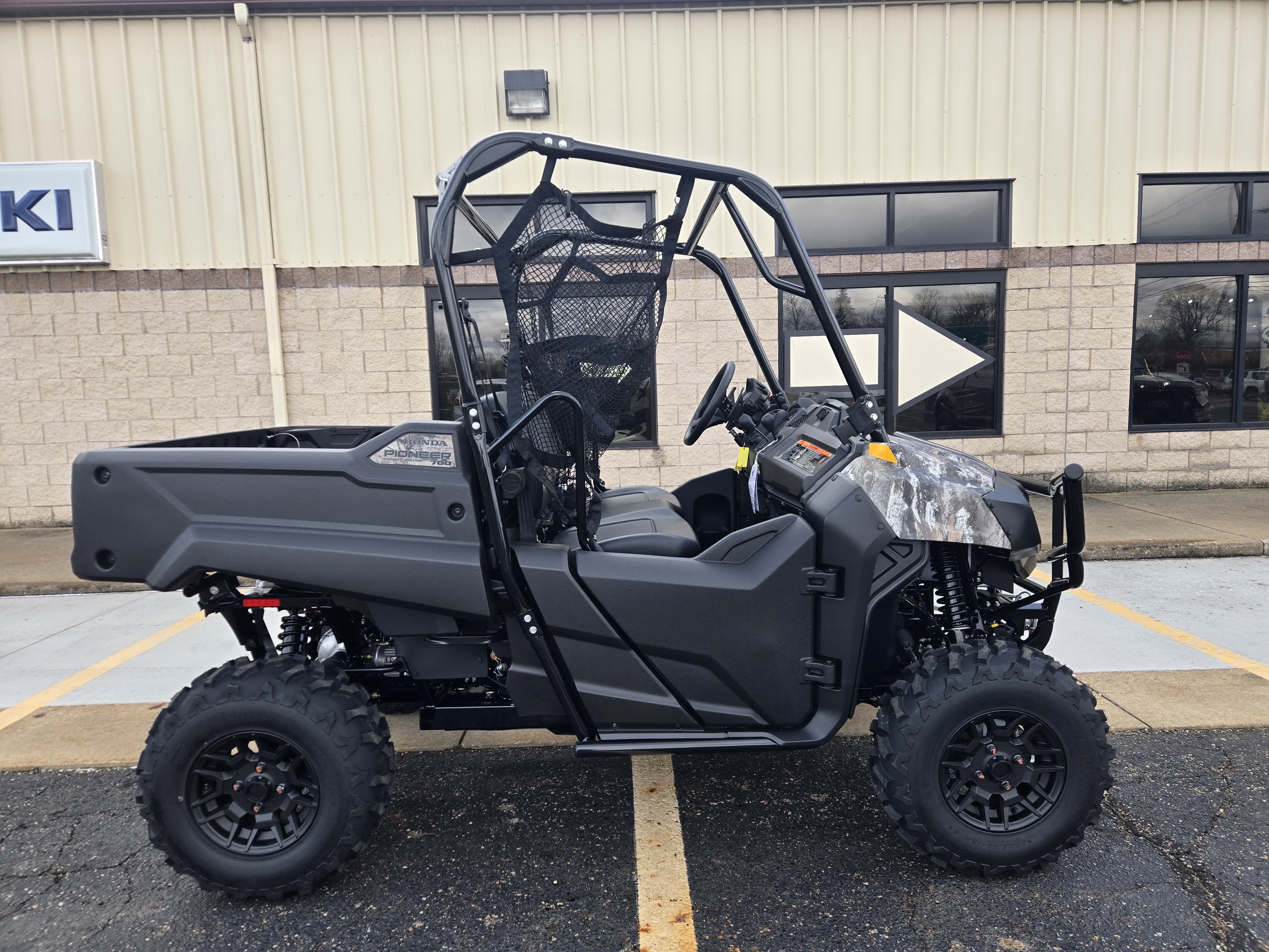 2026 Honda Pioneer 700 Forest in canton OH