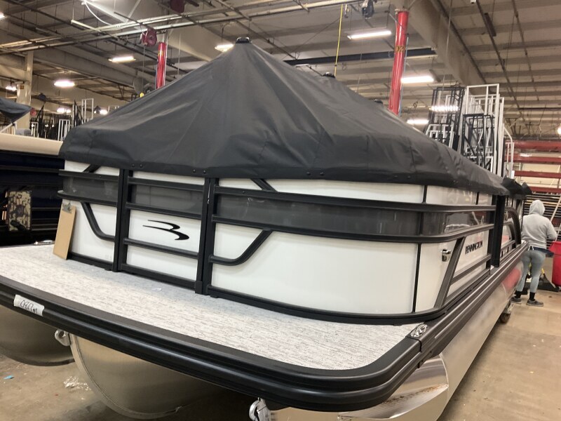 2026 Bennington 22 SSR Luxe in fenton MI