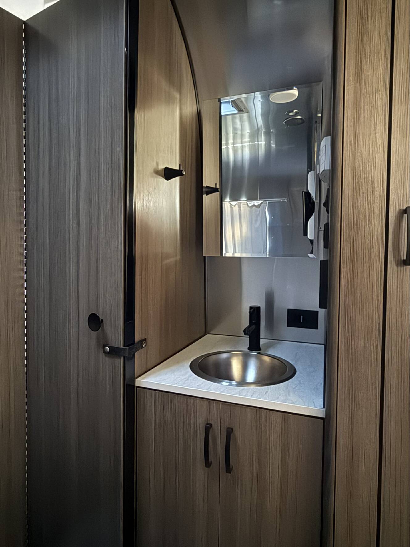 A photo of this 2022 Airstream CARAVEL 19CB