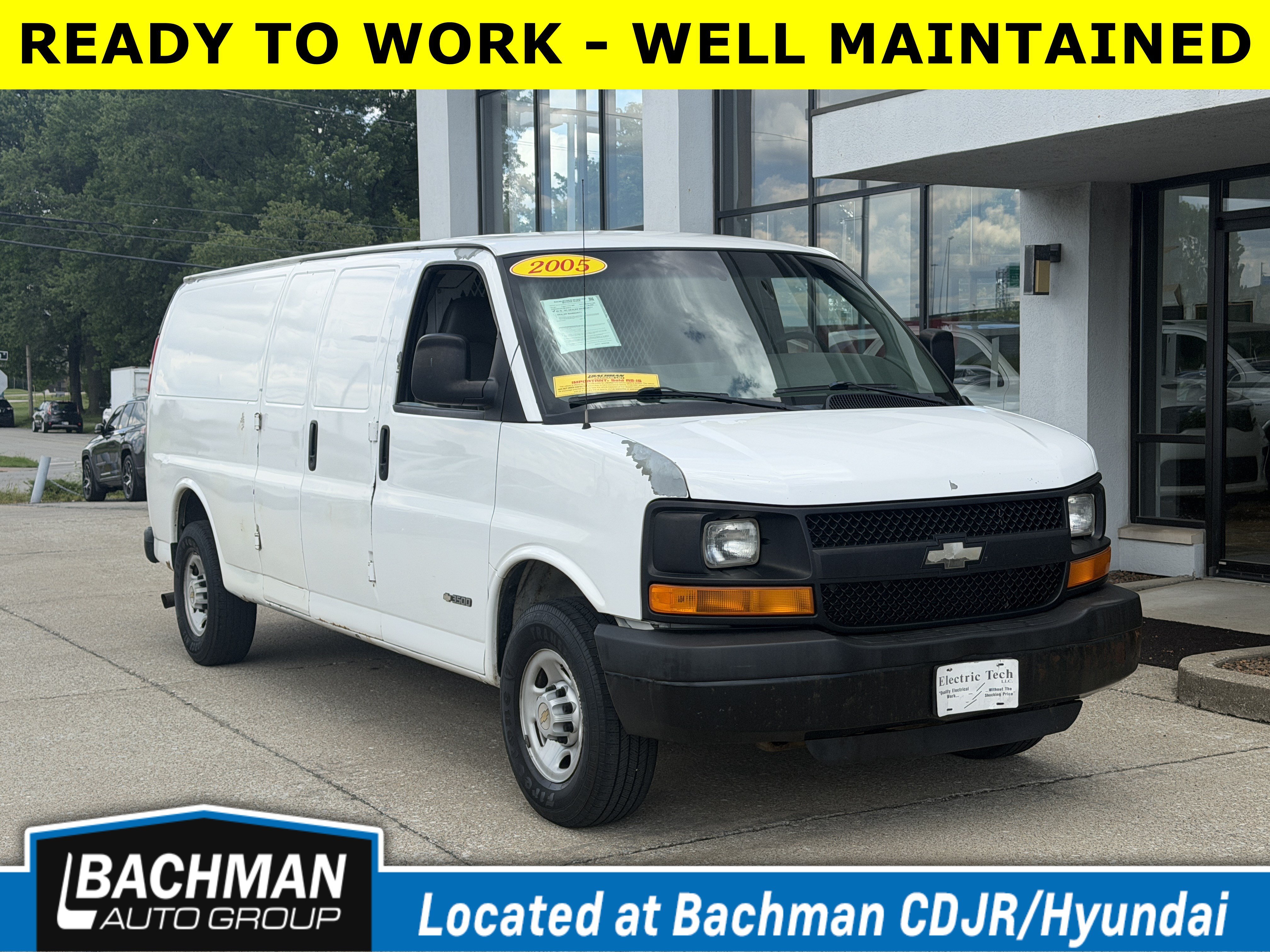 2005 CHEVROLET Express Cargo Van in Jeffersonville, IN
