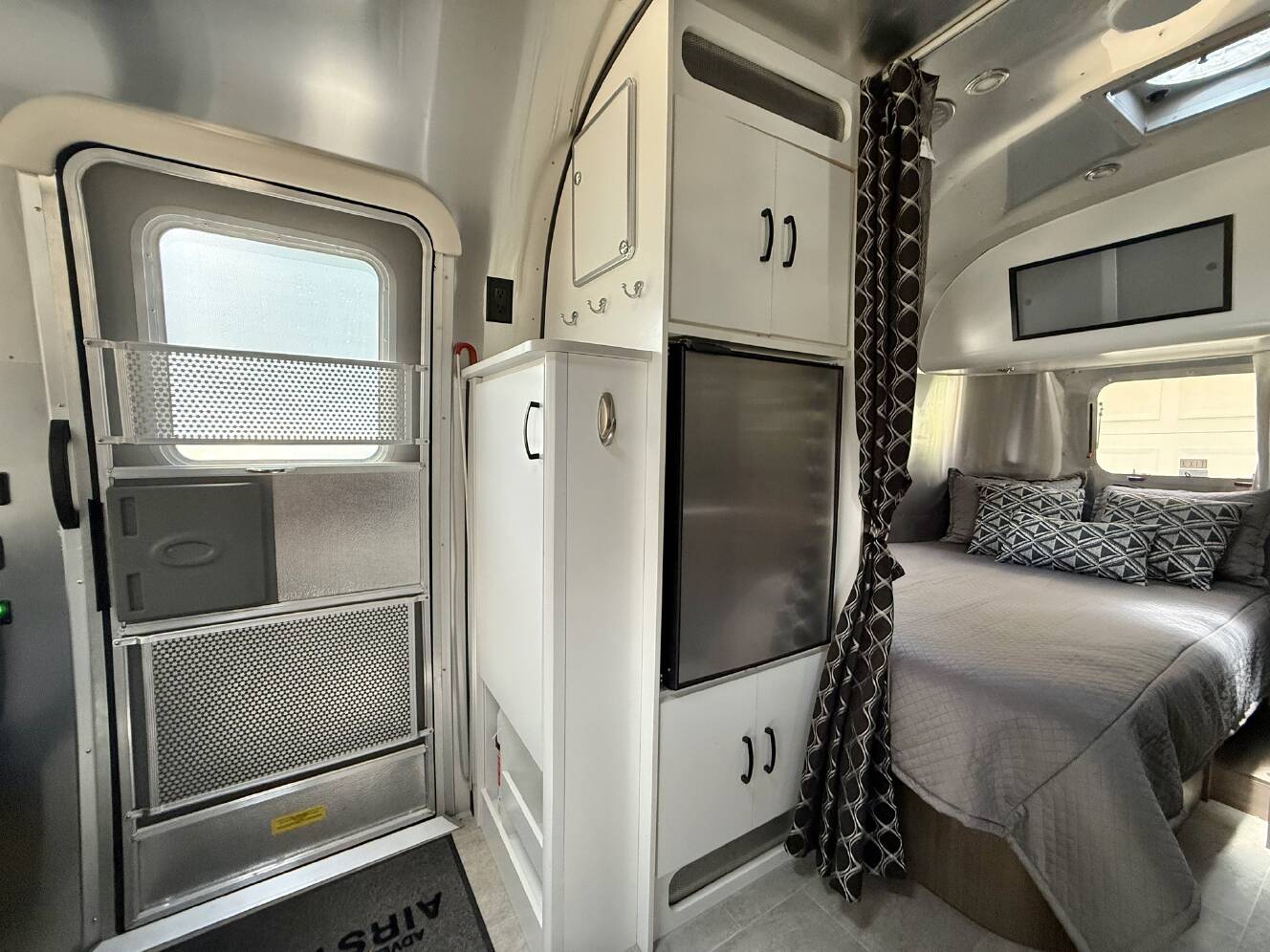 A photo of this 2022 Airstream CARAVEL 19CB
