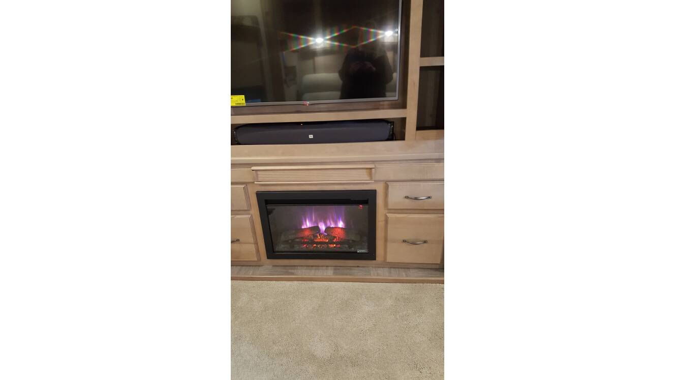 A photo of this 2016 Redwood REDWOOD 38RE